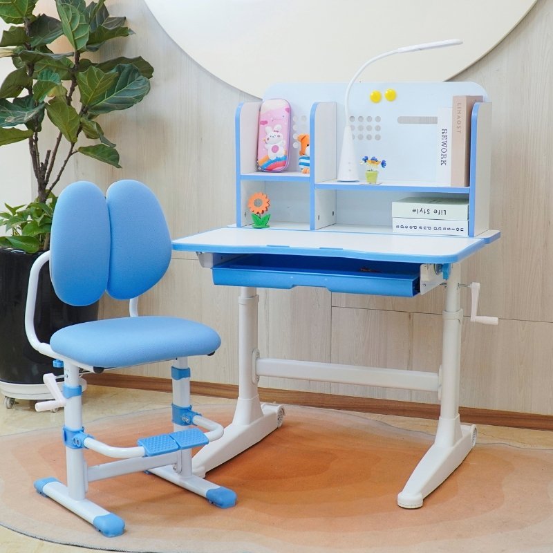 Bộ bàn ghế học sinh thông minh chống cận điều chỉnh cao thấp tay quay Juno sofa CTIRSBV52 ngang 80cm