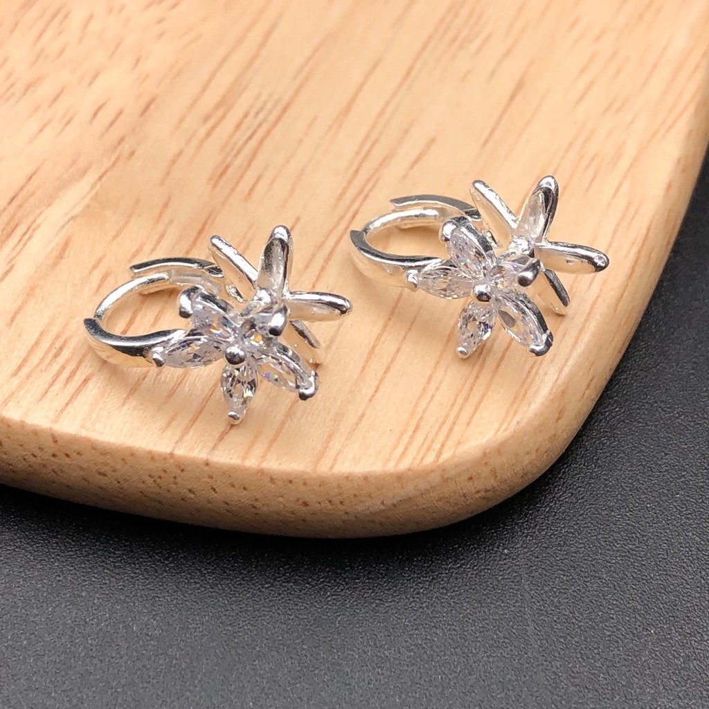 Hoa Tai , Bông Tai Nữ Hoa Xinh Đính Đá Bạc Hiểu Minh HT366