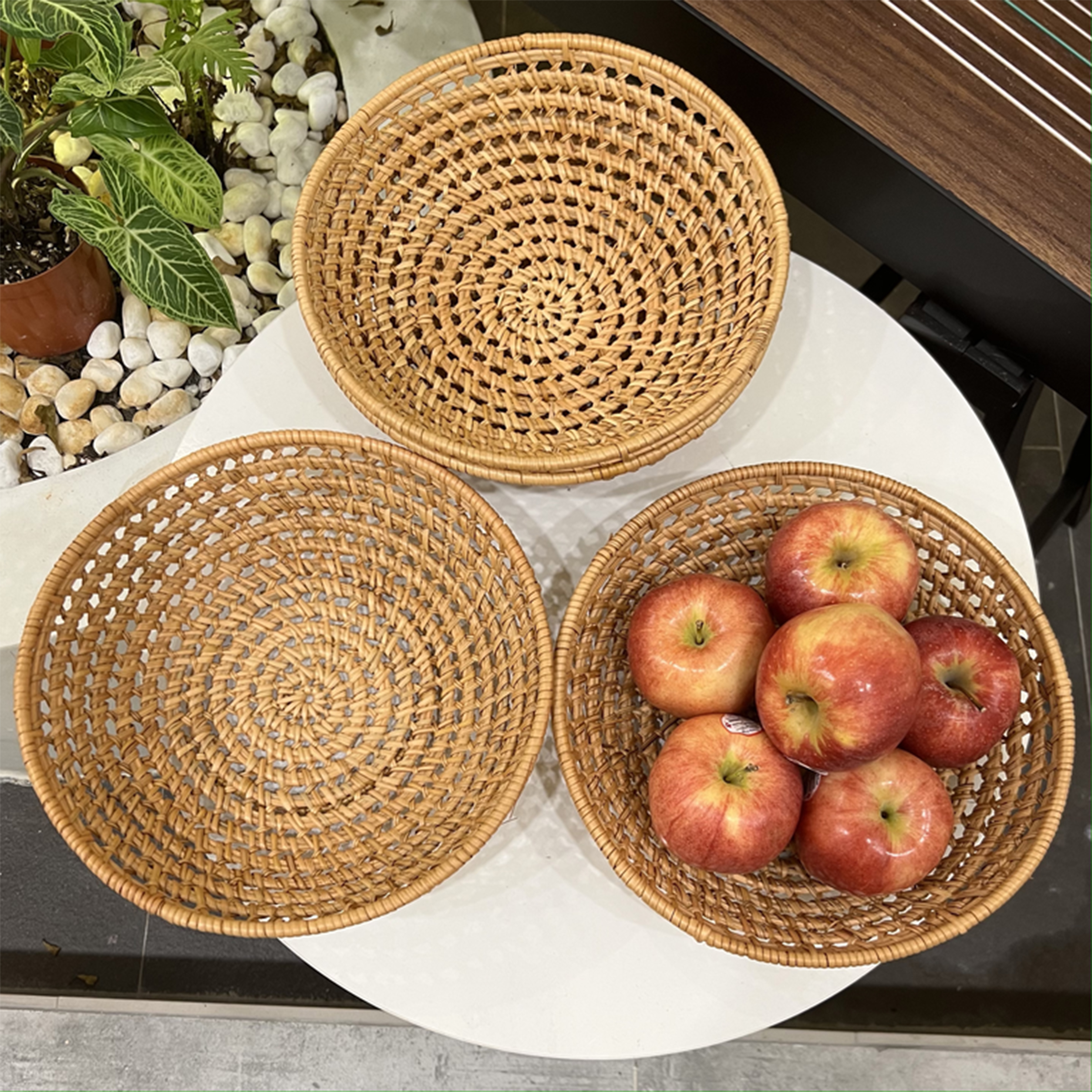 Khay mây tròn URSPACE đựng trái cây, bánh mứt, trang trí decor/ ROUND RATTAN TRAY