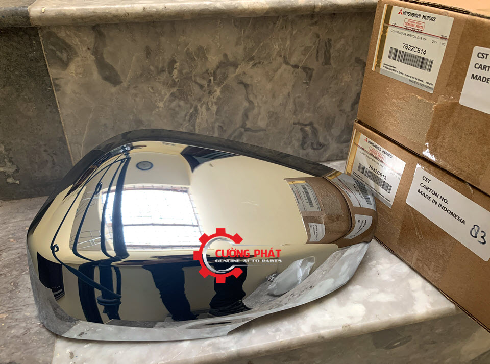 Ốp gương chiếu hậu Mitsubishi Xpander mã bên phụ 7632C614