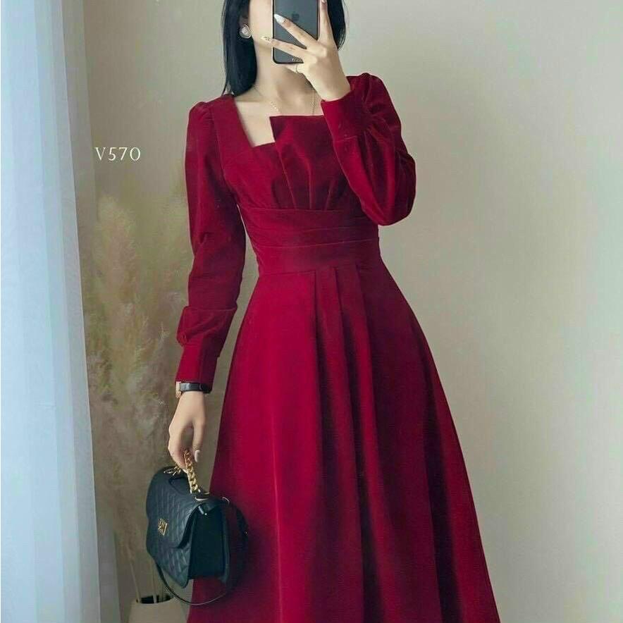 Đầm đỏ xoè tiểu thư xếp ly cách điệu tay dài