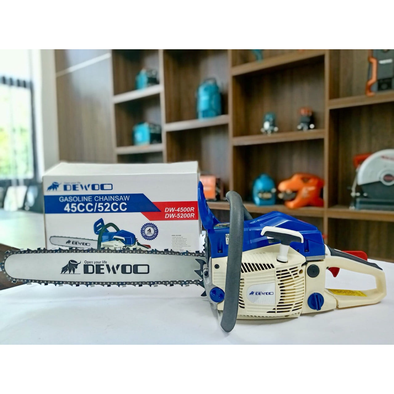 MÁY CƯA XÍCH XĂNG LAM TRƯỢT DEWOO DW-5200R