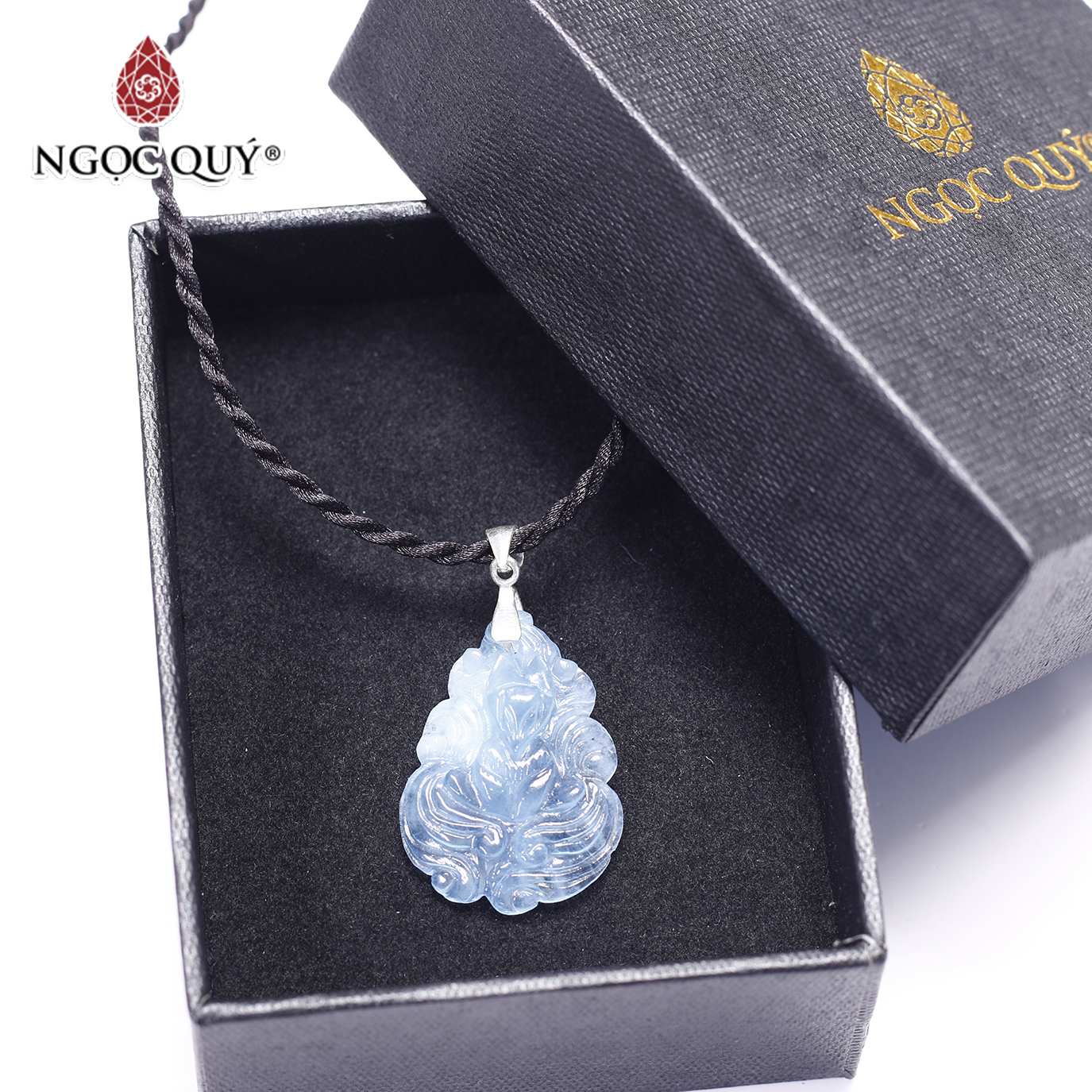 Mặt dây chuyền nữ hoàng hồ ly đá aquamarine mệnh thủy, mộc - Ngọc Quý Gemstones