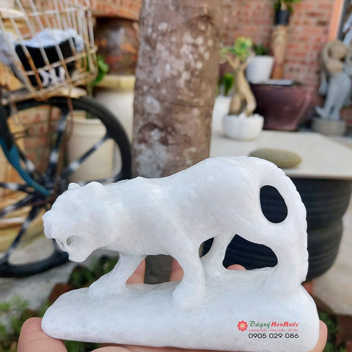 Tượng đá cọp 12 con giáp phong thủy đá trắng 10cm đá Non Nước