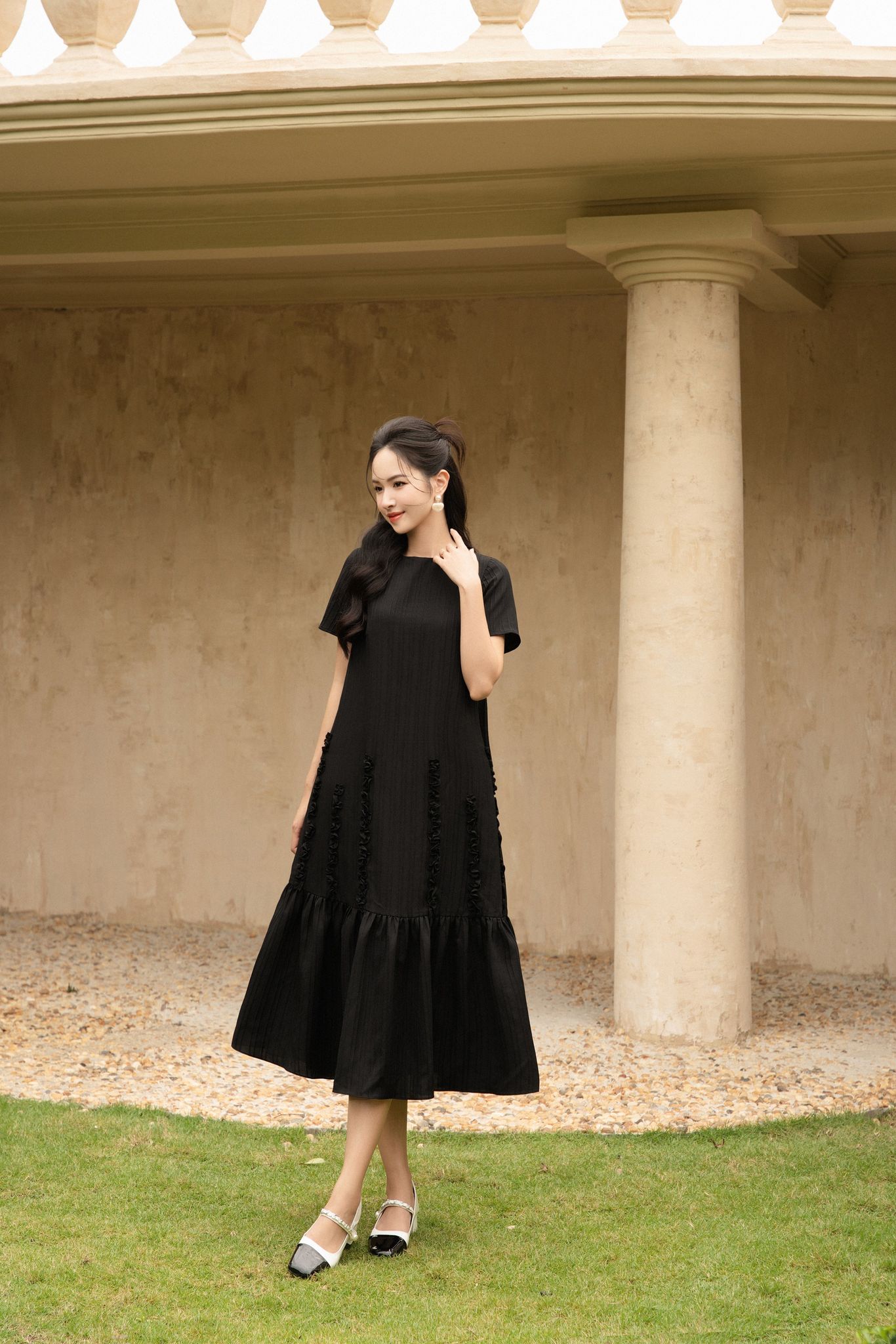 OLV - Đầm Black Swan Dress