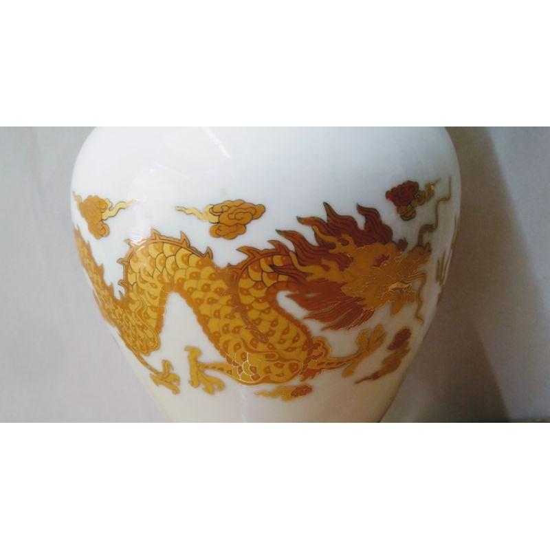 BÌNH HOA SỨ TRẮNG RỒNG VÀNG