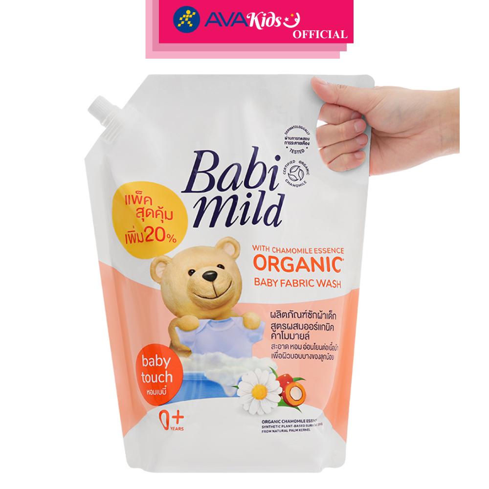 Nước giặt quần áo cho bé Babi Mild hương hoa cúc túi 2.4 lít - Hàng Chính Hãng