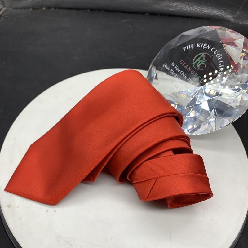 Cà vạt nam trung niên 8cm chất liệu phi bóng giangpkc