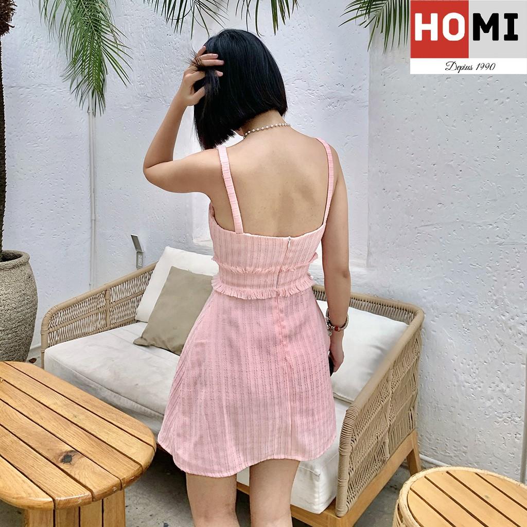 Đầm 2 dây cúp ngực màu hồng cổ vuông