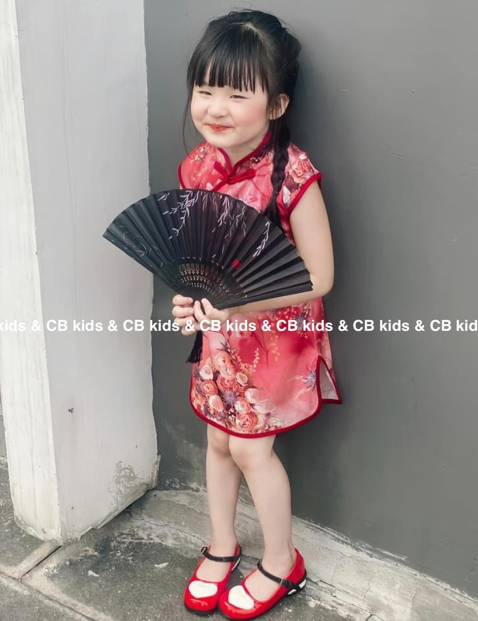 Sườn xám lụa đỏ cổ tàu cho bé 10-30kg