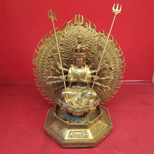 Tượng phật thiên thủ thiên nhãn cao 25cm phật nghìn mắt nghìn tay.