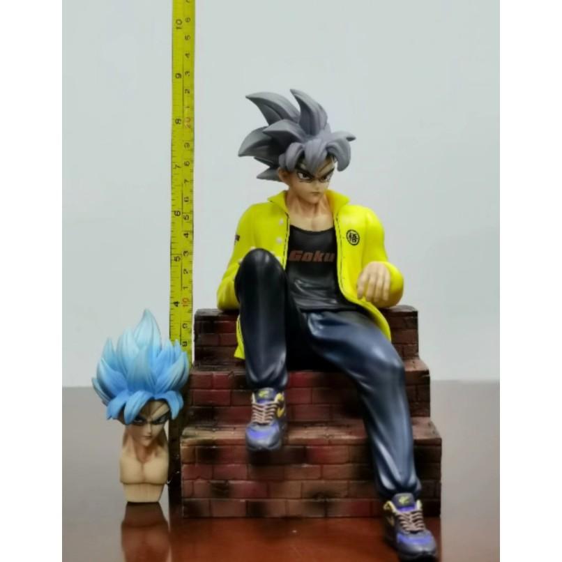 Mô Hình Dragon Ball - Goku Đường Phố Tóc Bạc Tóc Xanh