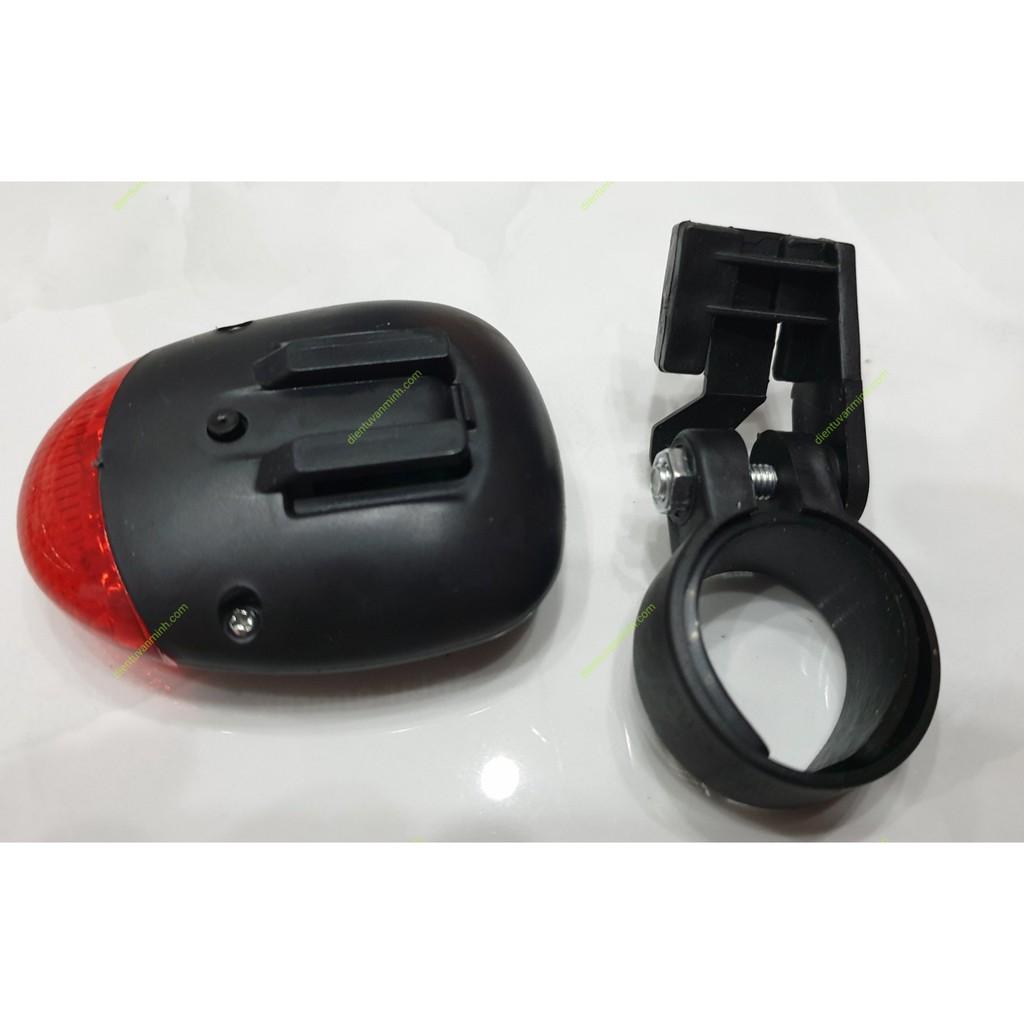 Đèn led hậu xe đạp năng lượng mặt trời