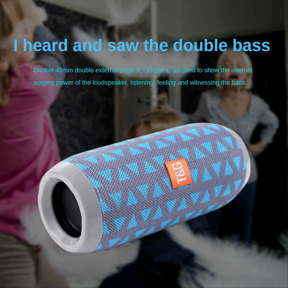 Loa Bluetooth di động Loa siêu trầm không dây Bass Loa ngoài trời chống nước Boombox Màng kép Cuộc gọi thẻ chất lượng cao Màu sắc: Đen