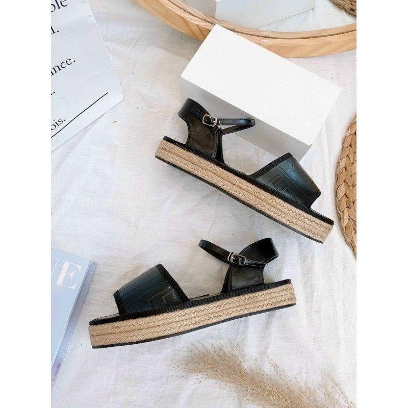 SANDAL DA MỊN BẢN TO ĐẾ VIỀN CÓI HÀNG ĐẸP - 3P