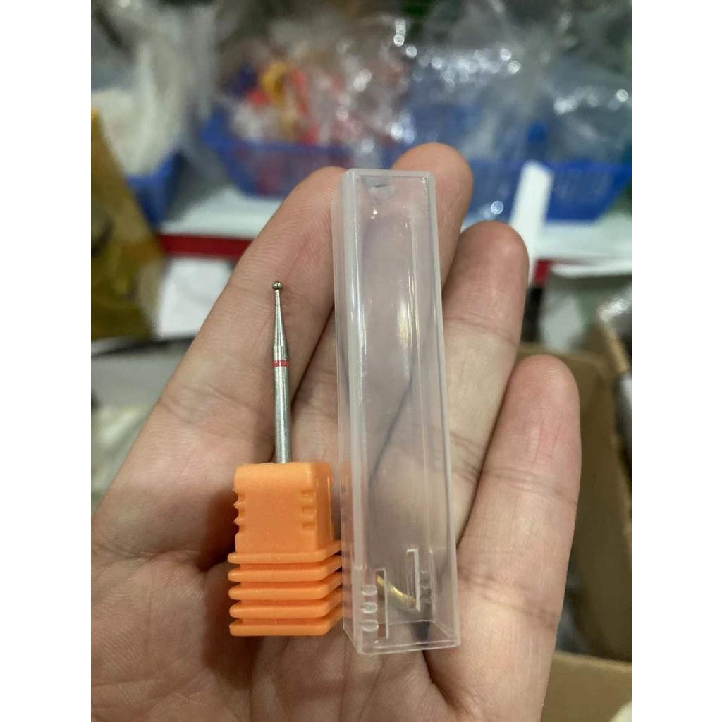đầu mai da nail
