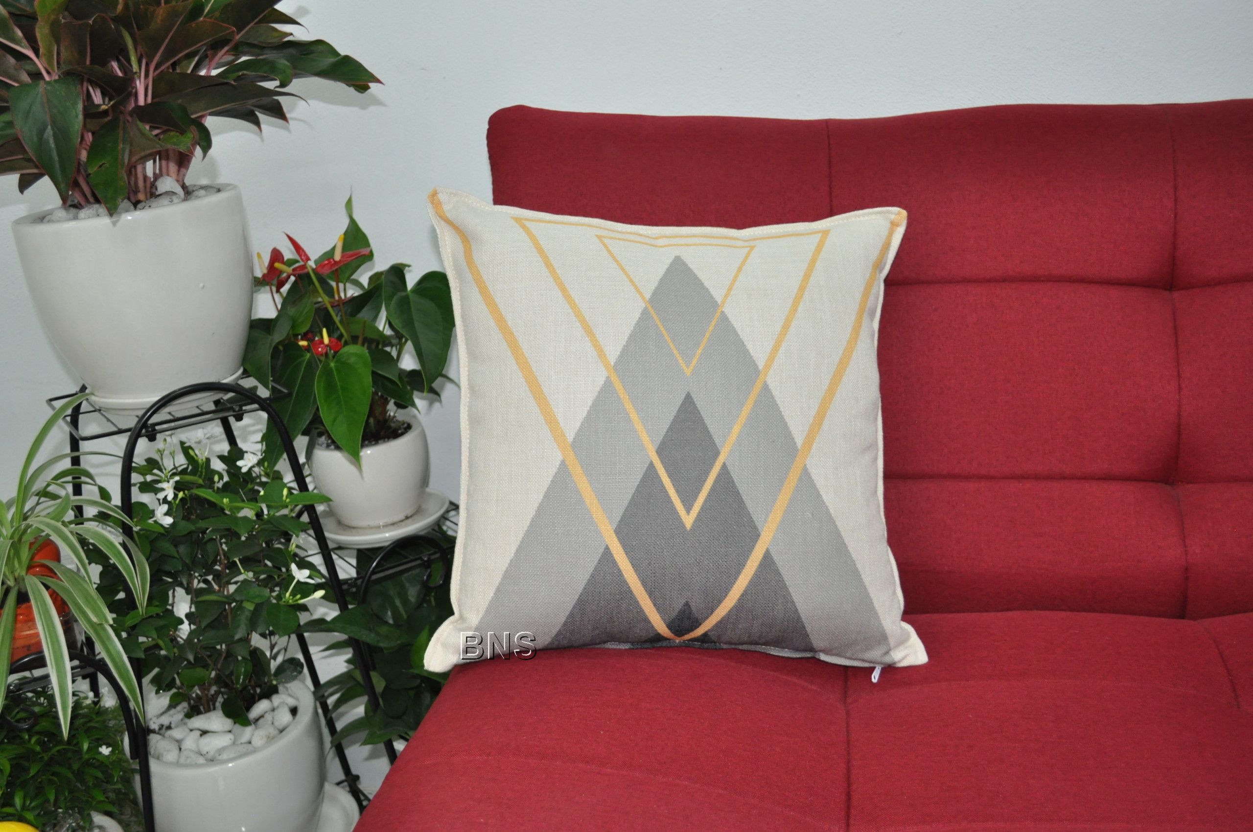 Gối tựa trang trí sofa BNS Hình V