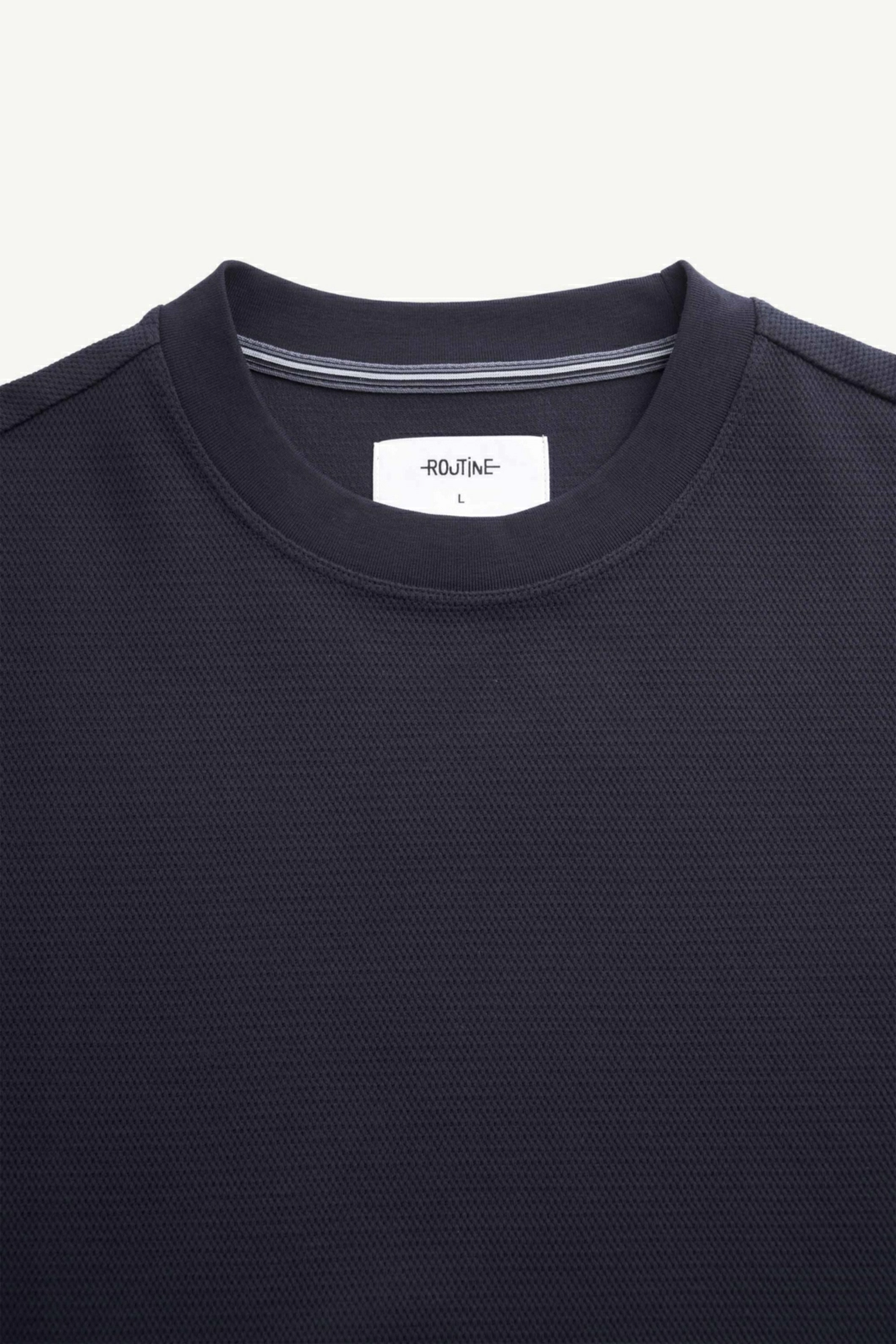 Áo Thun Nam Premium ROUTINE Tay Ngắn Texture Trơn Form Fitted - 10S24TSS042P | LASTORE MENSWEAR