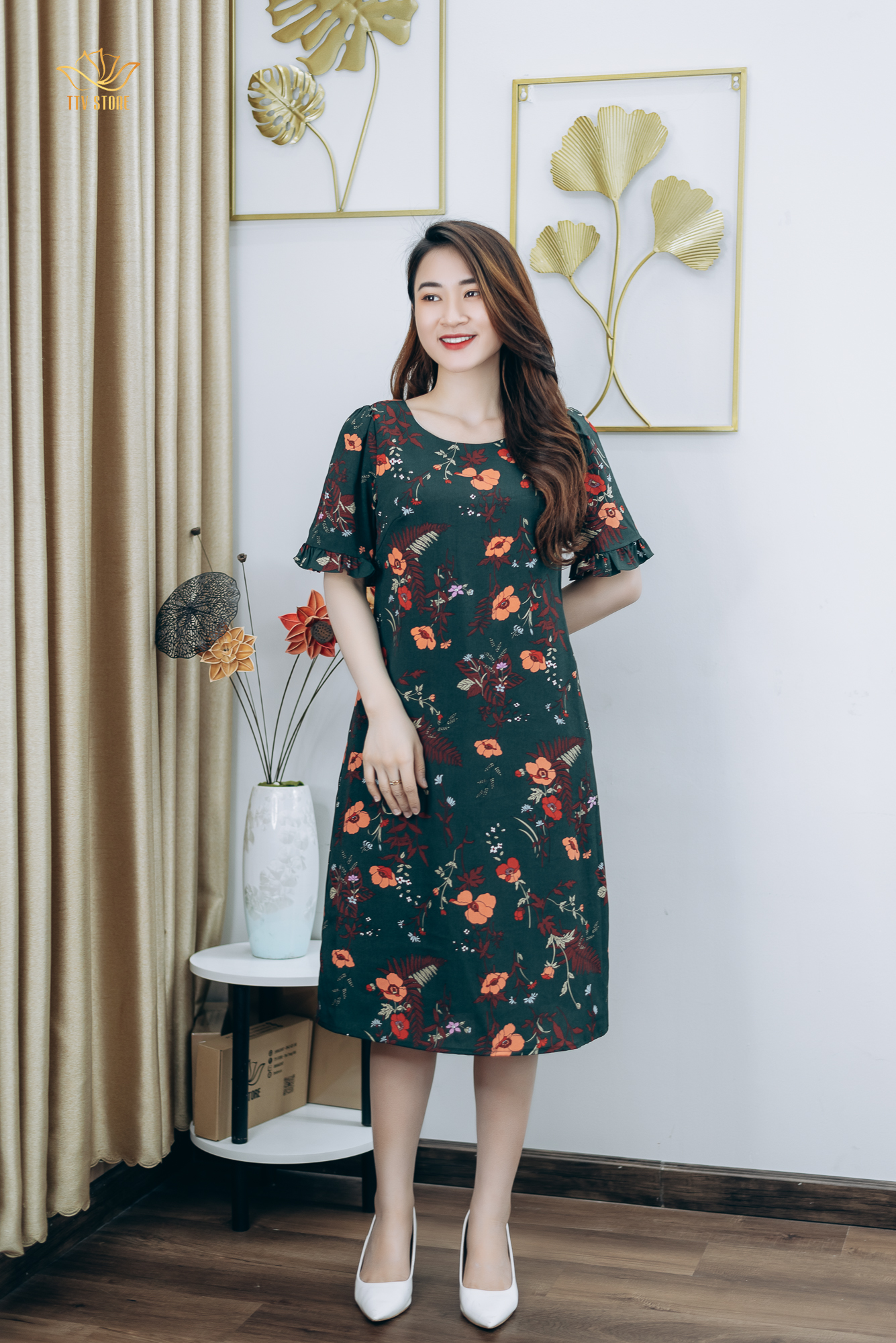 Đầm suông thiết kế trung niên sang trọng Cổ tròn tay nhún bèo màu Xanh hoa TTV STORE TTV1246