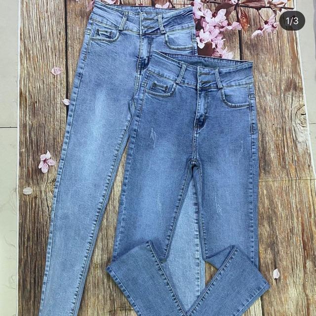 Quần jeans lưng 2 nút