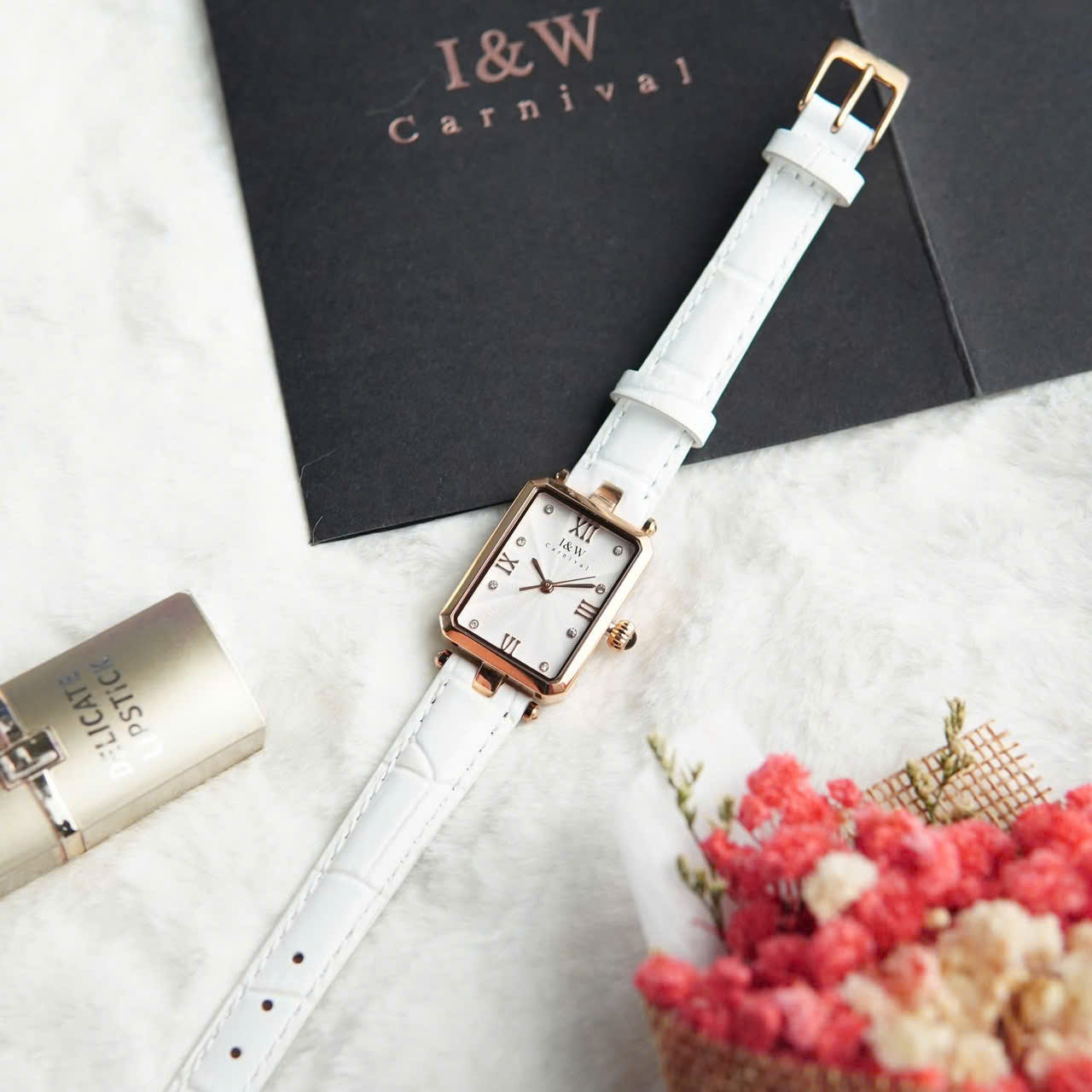 Đồng hồ nữ chính hãng I&amp;W Carnival 631L-D1,Kính chống xước,Chống nước 30m,bảo hành chính hãng,Máy điện tử(pin),mặt chữ nhật dây da
