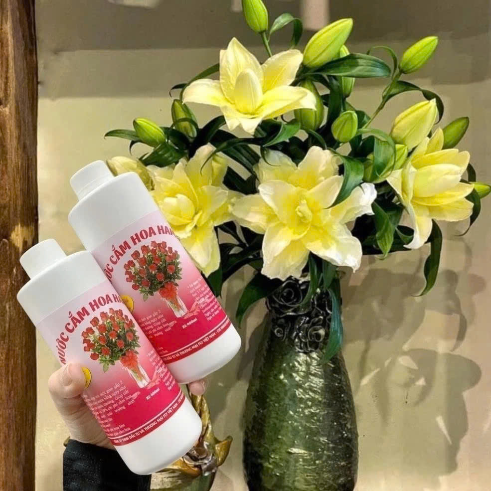 400ml Dưỡng Hoa Tươi Lâu Bón Cho Hoa Cắt Cành Lâu Tàn Không Hôi Nước