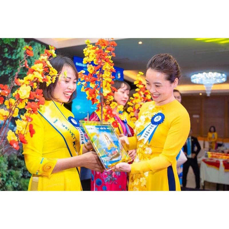 Hoa cài áo đại biểu - 12