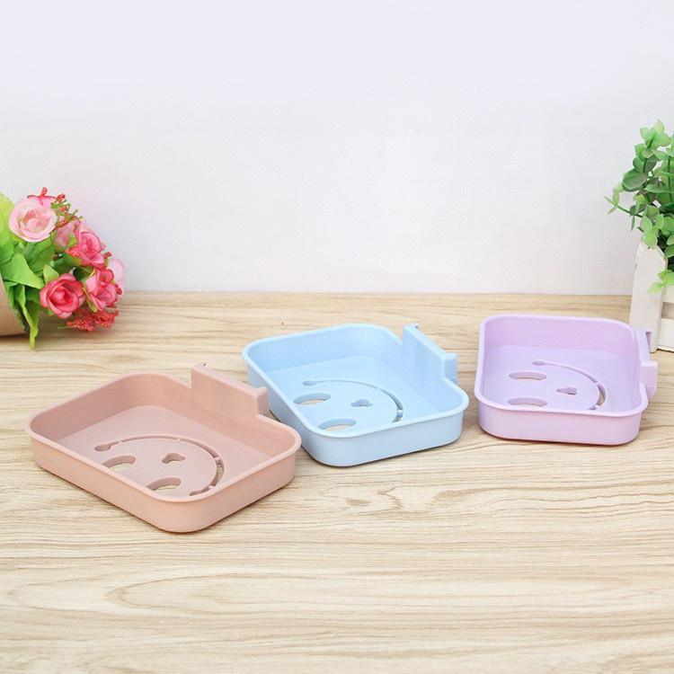 Khay để xà phòng mặt cười có kèm móc dính siêu cute 2454