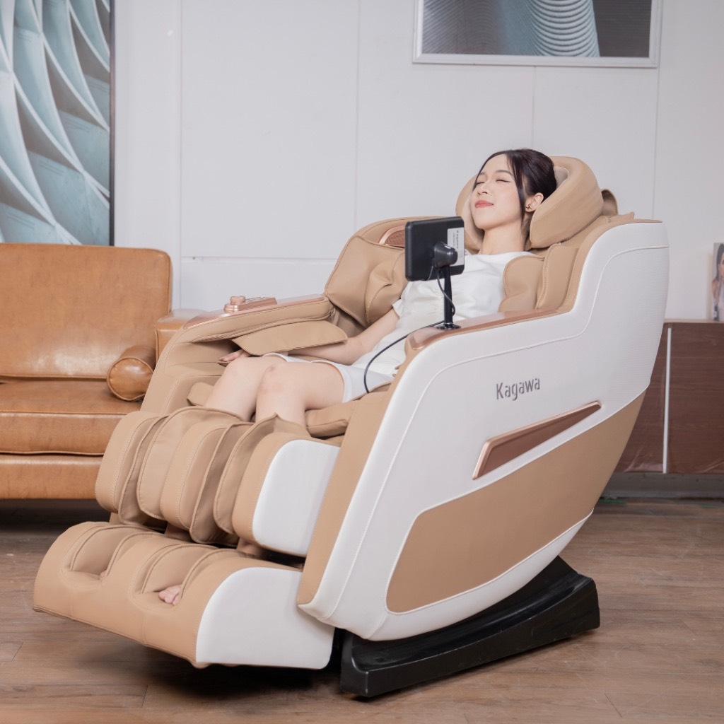 Ghế massage trị liệu toàn thân KAGAWA K86 công nghệ điểu khiển bằng giọng nói con lăn 3D cao cấp
