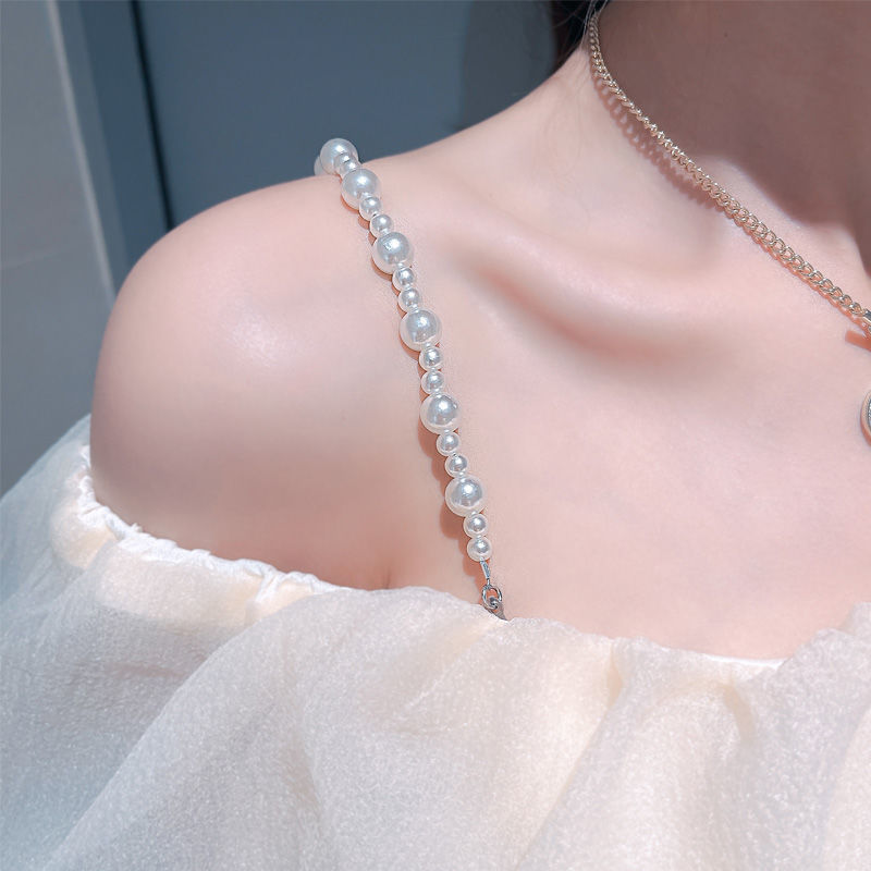 Dây đeo áo ngực giả ngọc trai sang chảnh ấn tượng