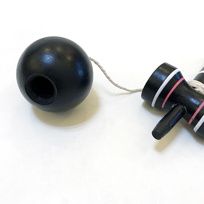 tung hứng Kendama tung hứng Kendama