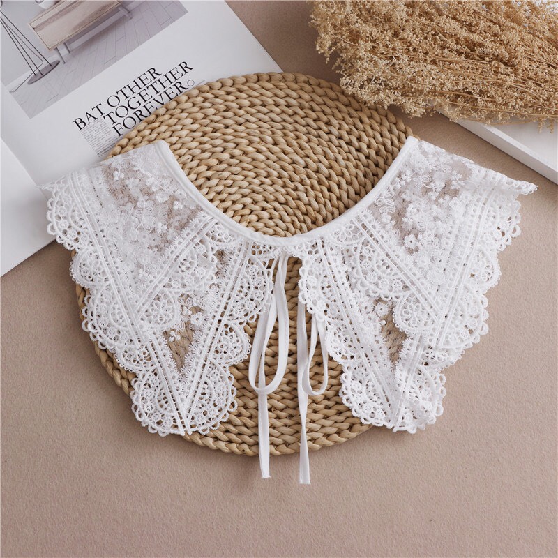 Cổ áo tháo rời phối cùng áo đầm không cổ tạo kiểu phong cách tiểu thư - Mã CT19