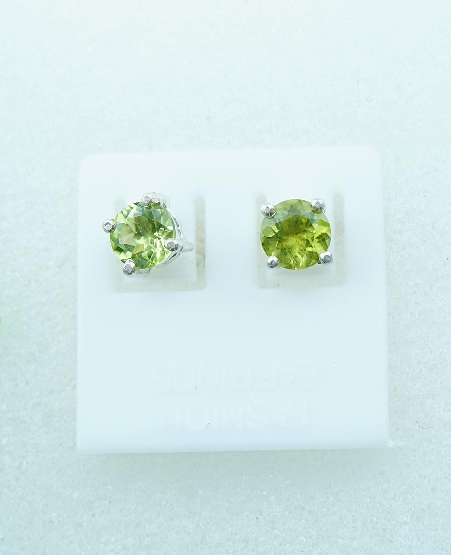 Bông tai nữ đá Peridot xanh lá tự nhiên mài giác tròn