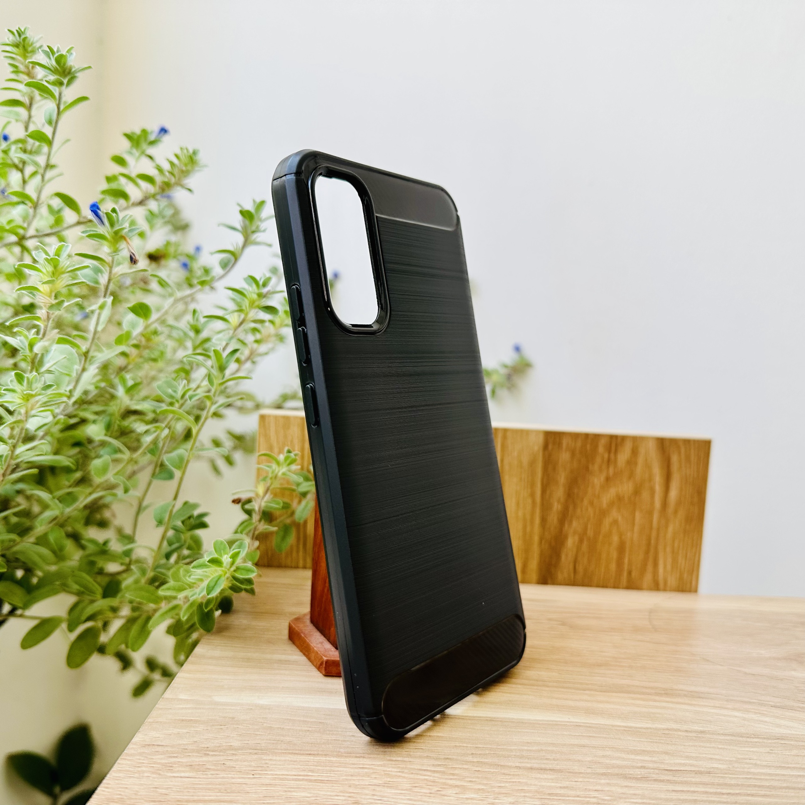 Ốp lưng Likgus armor dành cho Galaxy A34 - hàng chính hãng