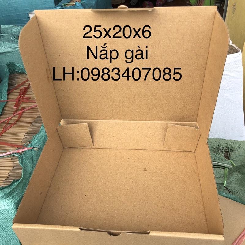 25x20x6 hộp carton nắp gài