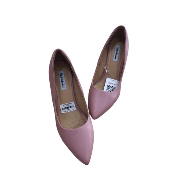 cao gót vuông 7cm mũi nhọn (chất liệu da thật 100%, đế làm từ cao su giúp bám nền rất tốt và độ đàn hồi cao)