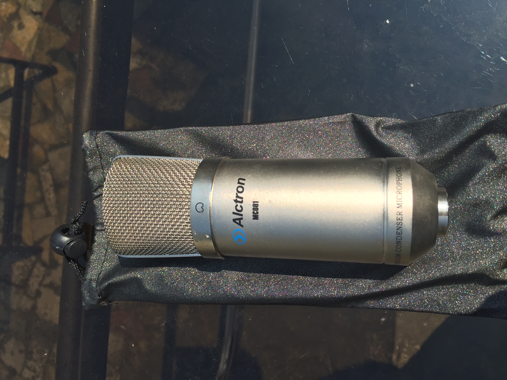 Microphone Thu Âm Condenser Alctron MC001 - Hàng Chính Hãng