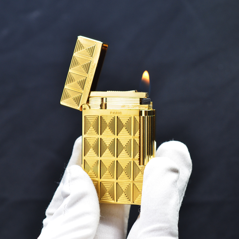 Vỏ Hột Quẹt Bật Lửa Gas Đá S.T Upon D59V Thiết Kế Họa Tiết Ô Vuông 3D Độc Đáo - Dùng Gas Đá Cao Cấp