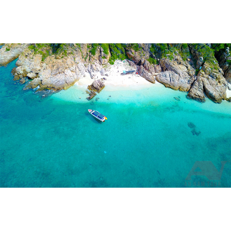 NHA TRANG - CAM RANH: Tour Bình Hưng - Bình Lập 1 Ngày Khám Phá Tứ Bình Nổi Tiếng | Tour Trọn Gói Xe Đưa Đón Từ Nha Trang + Tàu/Canoe Ra Đảo + Ăn Trưa + Vé Tham Quan + Xe Điện Tham Quan + HDV Suốt Tuyến