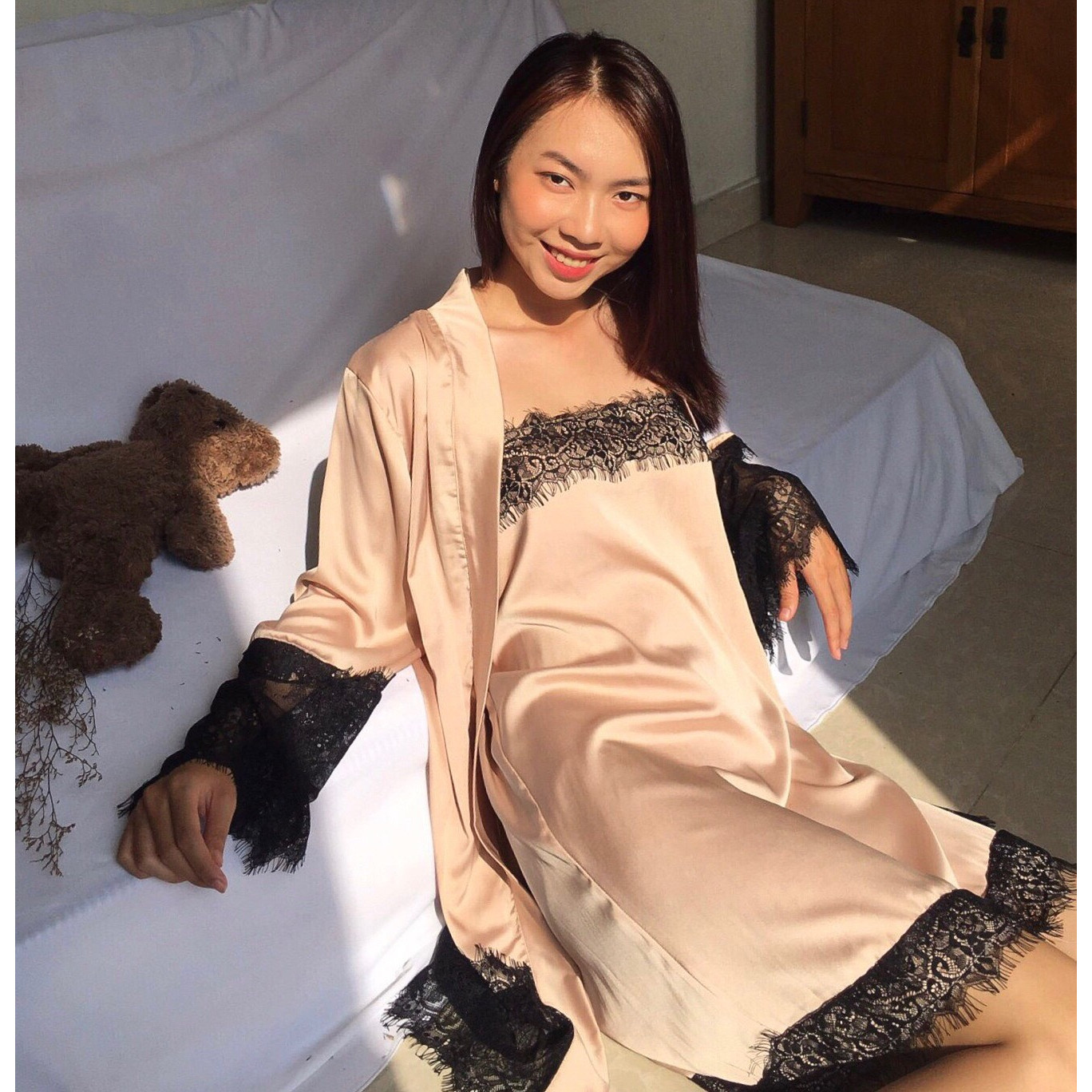 [HATU SLEEPWEAR] Set áo choàng+váy ngủ lụa cao cấp -Màu nude tặng kèm quần chip ren