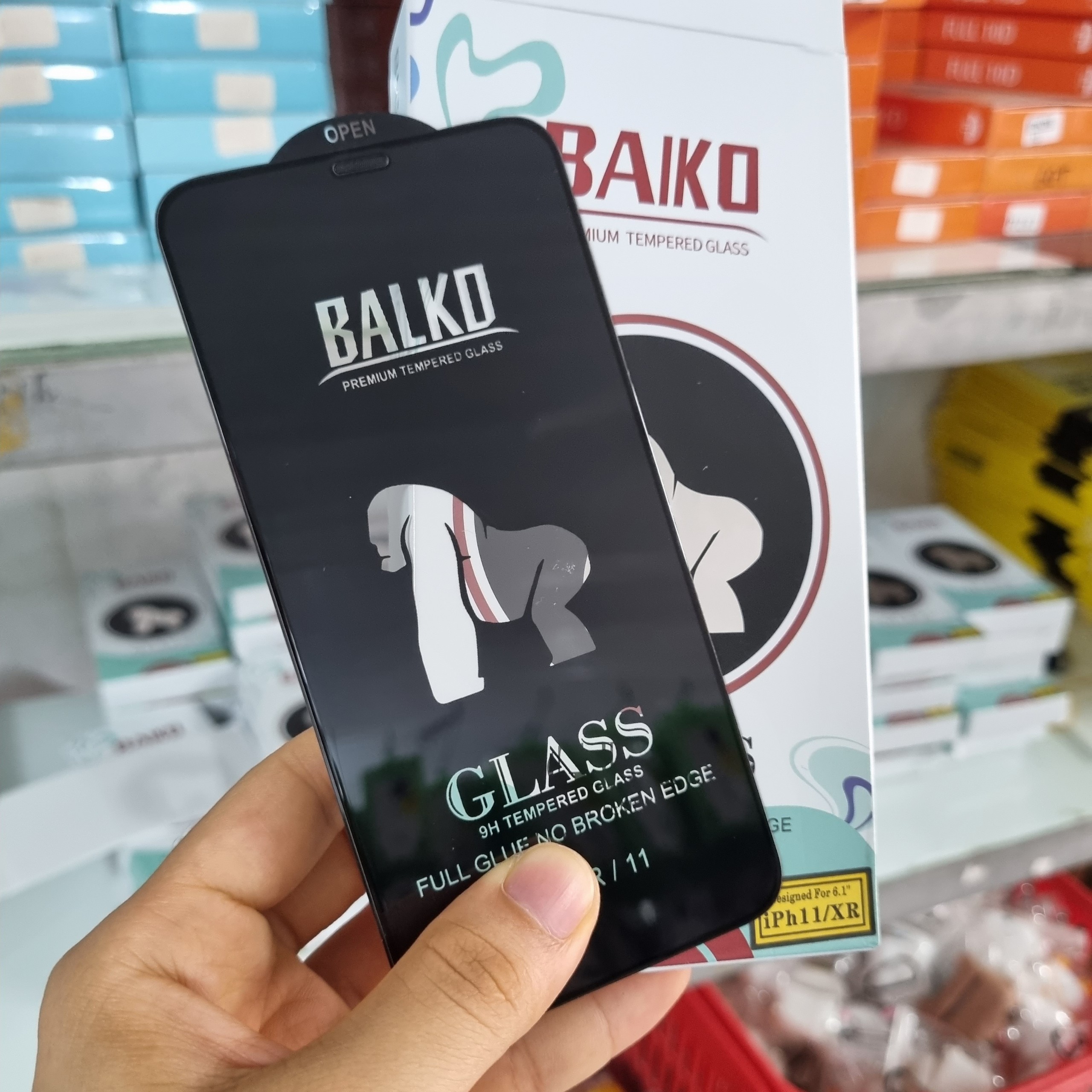 Kính cường lực Baiko dành cho iphone, dán full màn, có màng chống bụi cho loa