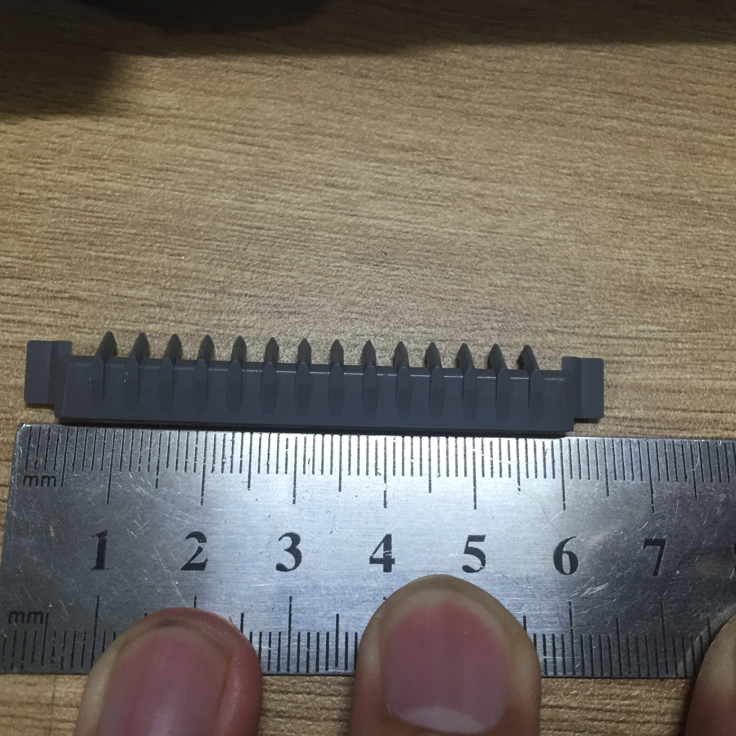 Phụ kiện răng lược 506 của Máy cắt băng keo tự động RT7700, Zcut-9GR Hongjin, Ezmro, Fuma, Yaesu