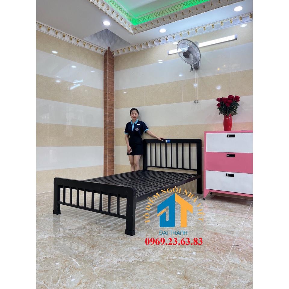 Giường sắt mỹ nghệ Đại Thành cao cấp