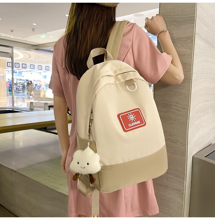 Balo thời trang phong cách dễ thương - BEE GEE BLTT9077