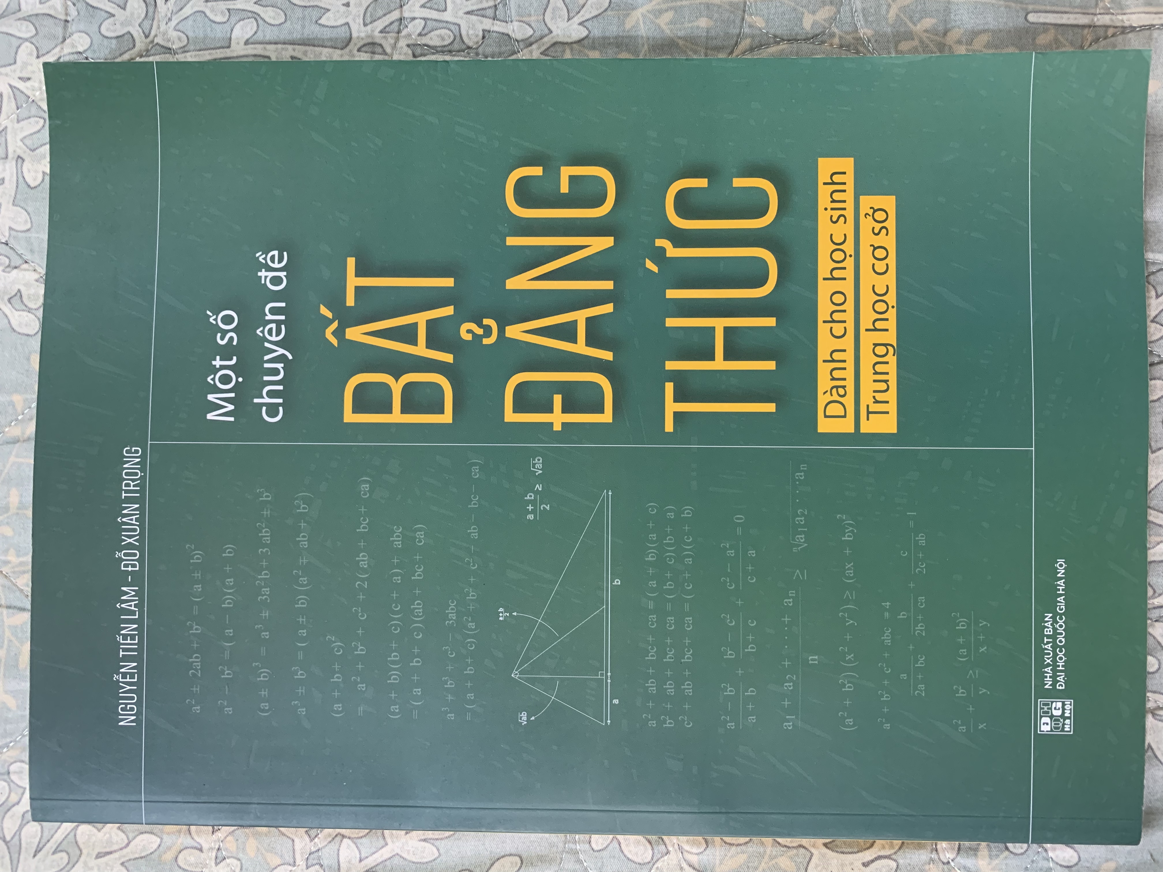 Sách - Một số chuyên đề Bất đẳng thức(Dành cho học sinh Trung học cơ sở)