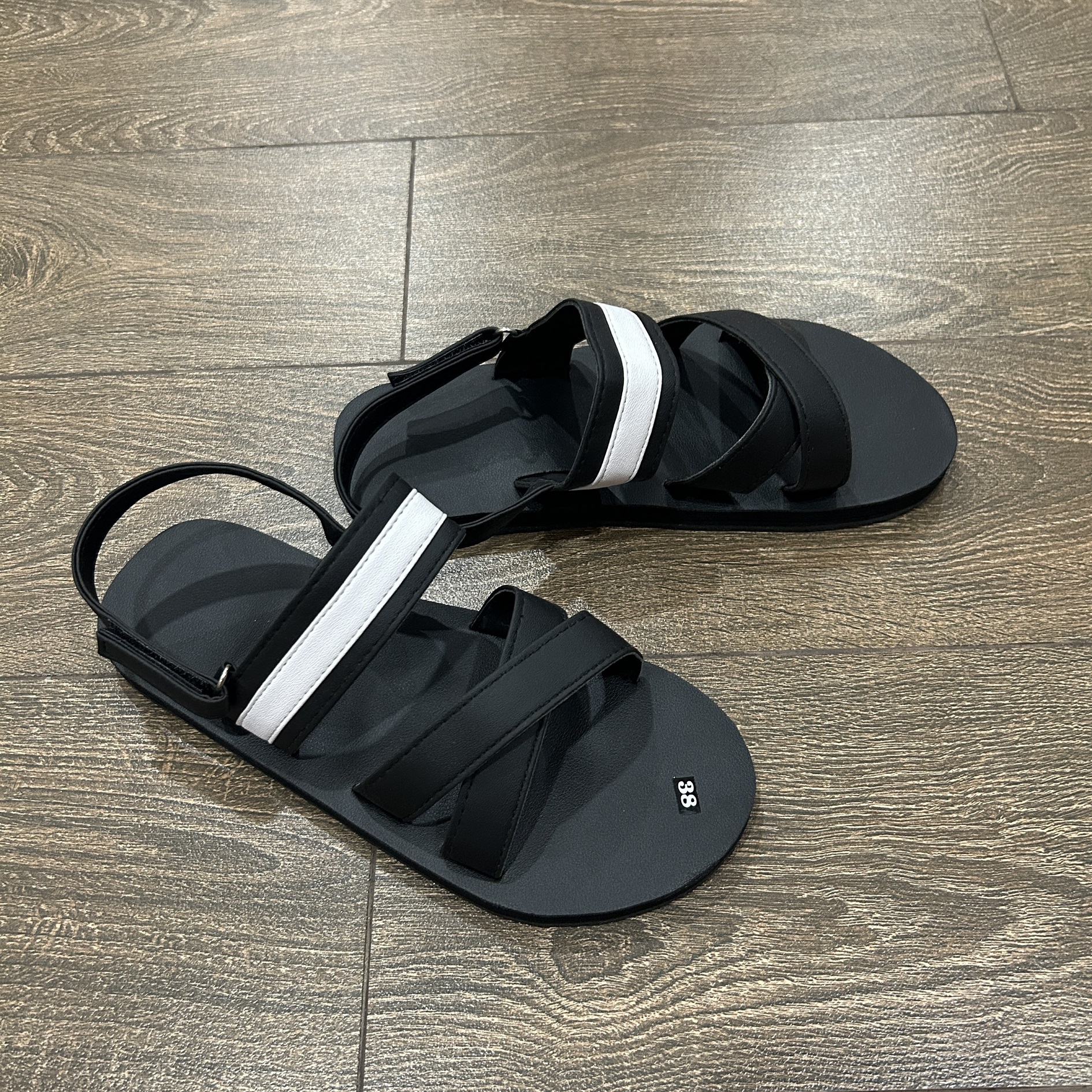 Giày sandal đi học nữ nam [ẢNH THẬT 100%] quai chéo xăng đan học sinh giá rẻ LYNA Sandal