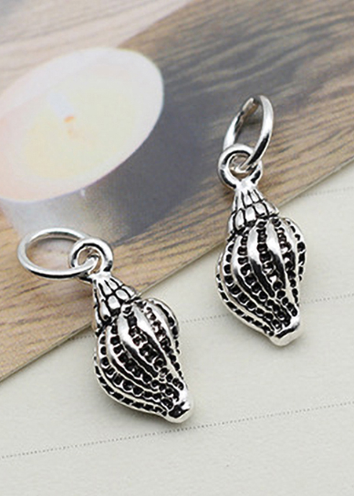 Combo 2 cái charm bạc hình vỏ ốc treo - Ngọc Quý Gemstones