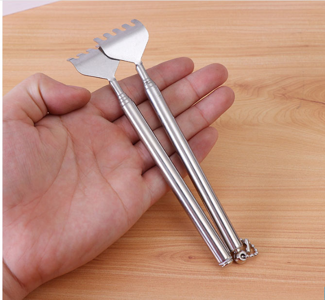 Cây gãi lưng inox thu gọn kéo dài 54cm có móc treo siêu tiện