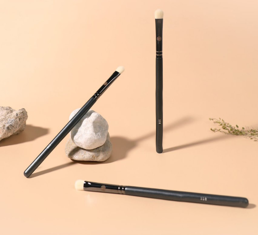 Cọ Tán Phấn Bầu Mắt P238