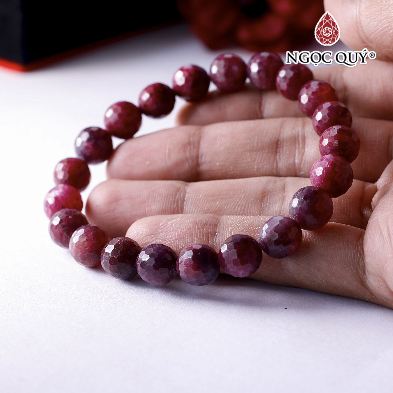 Vòng tay hạt facet đá ruby nam phi mệnh hỏa, thổ - Ngọc Quý Gemstones